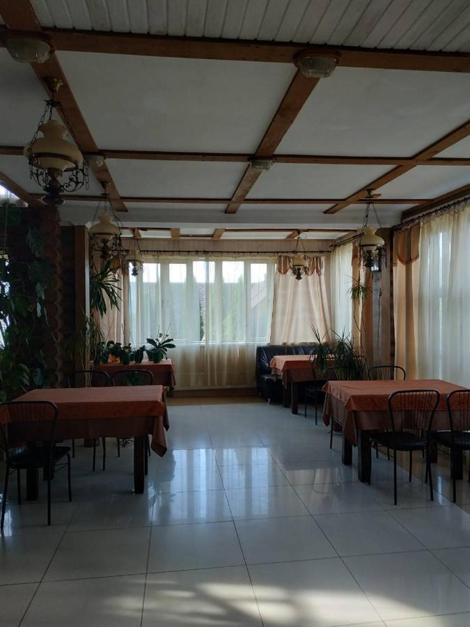 Hotel Restaurant Complex Boyarskiy Dvor Boyarka Exteriér fotografie
